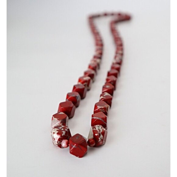 Vintage Natural Red Marbed Jasper Stone Necklace - Picture 2 of 4